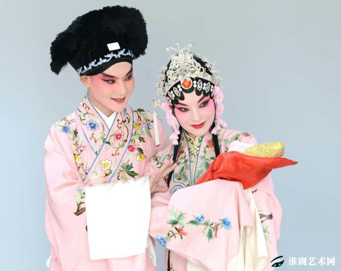 从淮剧服饰色彩管窥中国传统色彩文化